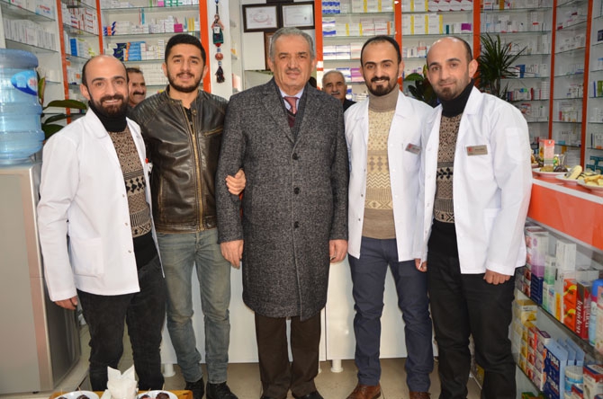 Hakkari’de İkizler Eczanesi açıldı 11