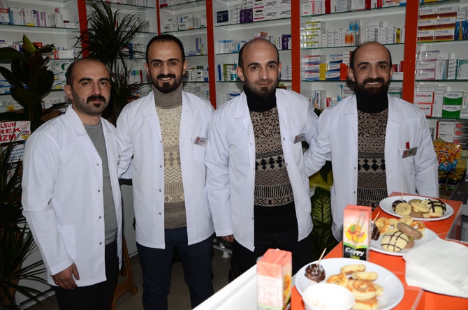 Hakkari’de İkizler Eczanesi açıldı 22