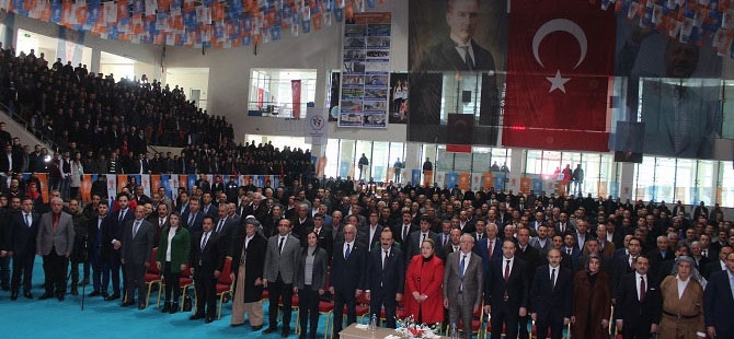 Hakkari'de Ak Parti'nin Aday tanıtım toplantısı 1