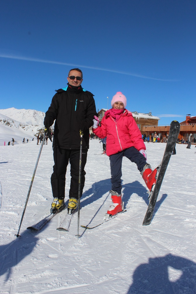 Hakkari'deki Kayak Merkezinde Tatil Yoğunluğu 16