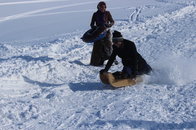 Hakkari'deki Kayak Merkezinde Tatil Yoğunluğu 20