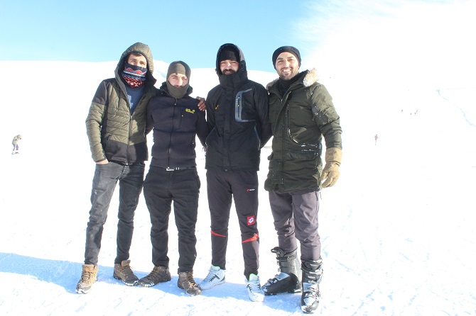 Hakkari'deki Kayak Merkezinde Tatil Yoğunluğu 22