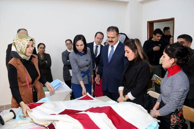 Vali Akbıyık'tan, Mesleki ve Teknik Kurslara ziyaret 9