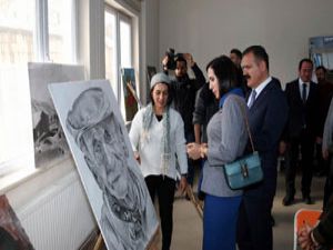 Vali Akbıyık'tan, Mesleki ve Teknik Kurslara ziyaret