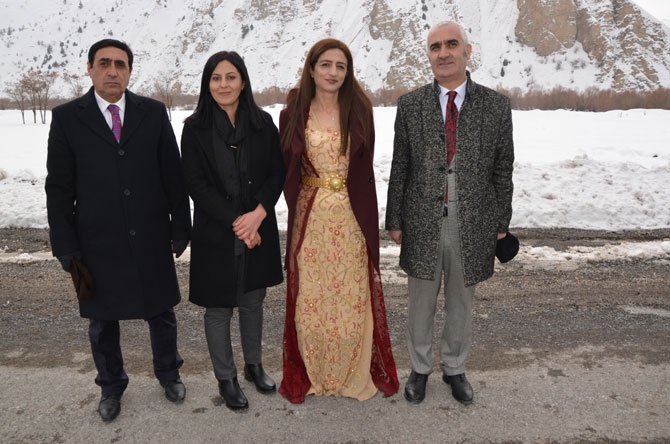 Hakkari’de HDP adaylarına görkemli karşılama 11