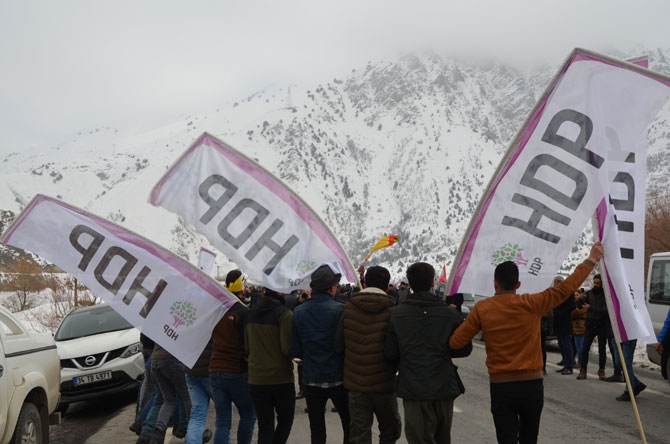 Hakkari’de HDP adaylarına görkemli karşılama 9