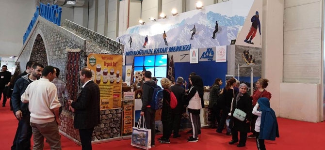 Hakkari EMITT Fuarında tanıtıldı! 1