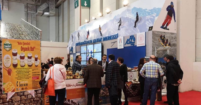 Hakkari EMITT Fuarında tanıtıldı! 15