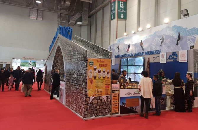 Hakkari EMITT Fuarında tanıtıldı! 8