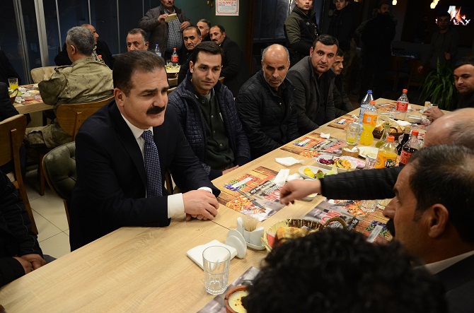 Vali Akbıyık, çalışanlar ile yemekte buluştu 10