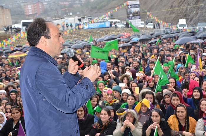 Hakkari'de HAYIR mitingi 1