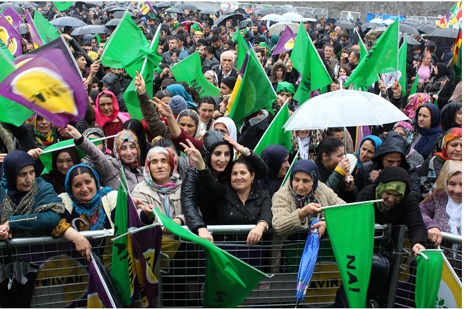 Hakkari'de HAYIR mitingi 10