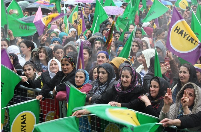 Hakkari'de HAYIR mitingi 9