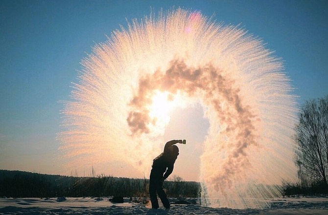 -50 derecede, kaynar su ile yaratılan buzlu sanat eserleri 6