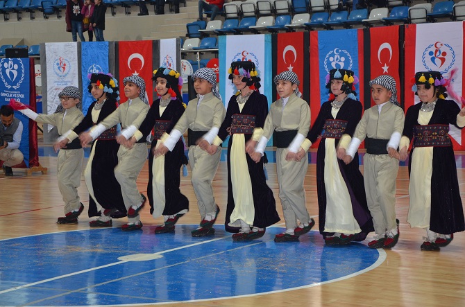 Hakkari kulüpler arası folklor yarışması 10