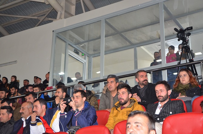 Hakkari kulüpler arası folklor yarışması 17