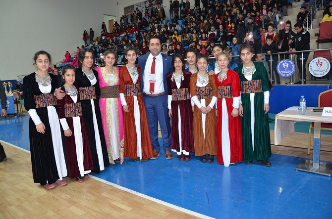 Hakkari kulüpler arası folklor yarışması 19