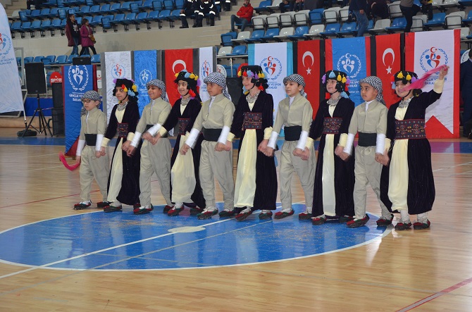 Hakkari kulüpler arası folklor yarışması 21