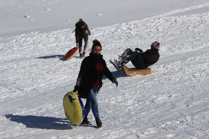 Hakkari'deki Kayak Merkezine Hafta Sonu Akını 12
