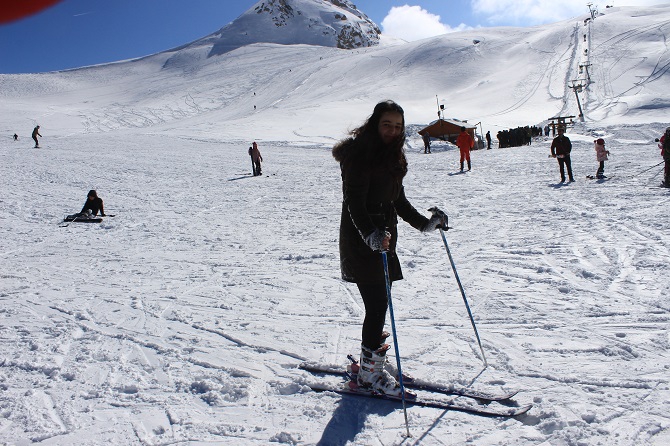 Hakkari'deki Kayak Merkezine Hafta Sonu Akını 16