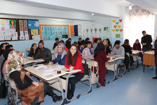 Hakkari'de öğretmenlere 'Akıl ve Zeka oyunları' eğitimi 8