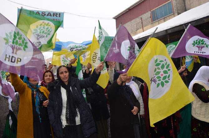 HDP Hakkari’de seçim bürosu açtı! 16