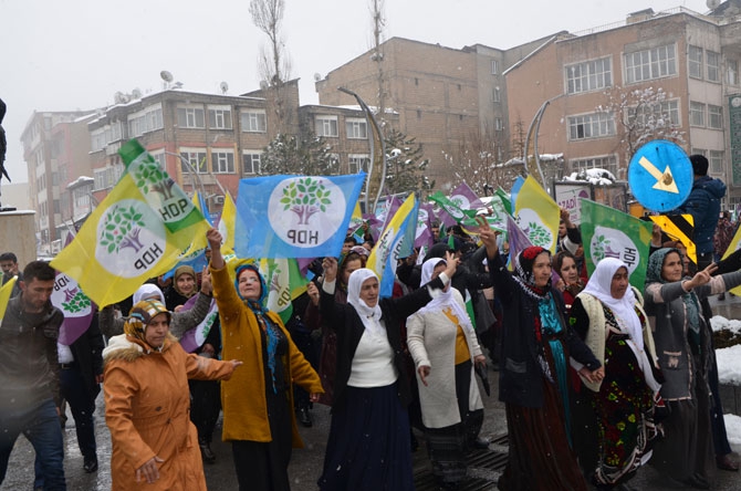 HDP Hakkari’de seçim bürosu açtı! 9