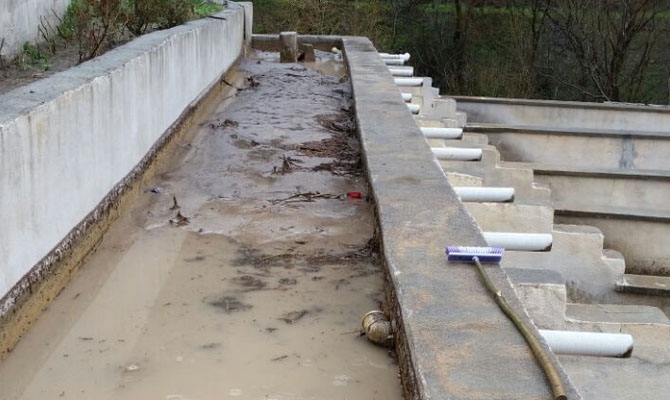 Hakkari ve ilçelerinde sağanak yağış hayatı felç etti 8