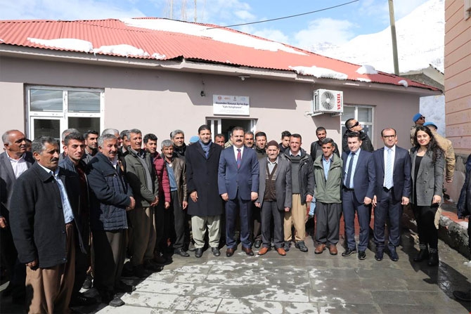 Çukurca'da 'Kafe Kütüphane' açıldı 11