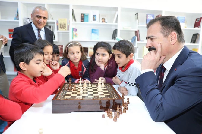 Çukurca'da 'Kafe Kütüphane' açıldı 3