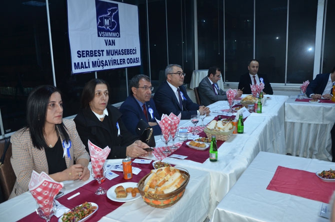 Hakkari'de muhasebeciler haftası kutlandı 2