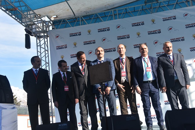 Cumhurbaşkanı Erdoğan Hakkari'de 10