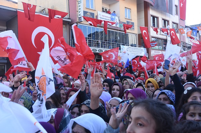 Cumhurbaşkanı Erdoğan Hakkari'de 11