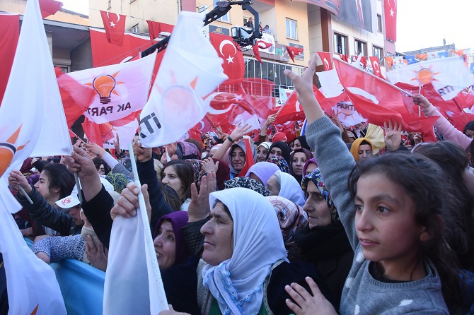Cumhurbaşkanı Erdoğan Hakkari'de 12