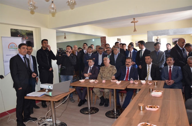 Hakkari'de 'Organik Tarım Evi' açıldı 3