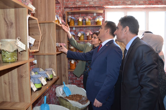 Hakkari'de 'Organik Tarım Evi' açıldı 6