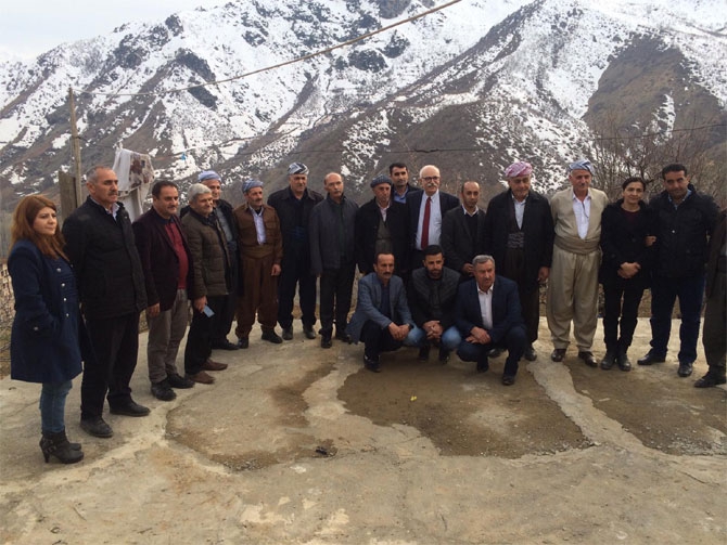 Şık, Yüksekova'da Bucak ve Dede Şemdinli'de 11