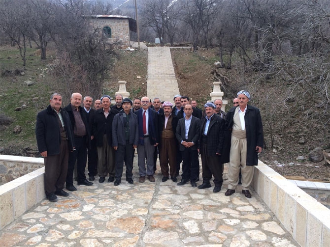 Şık, Yüksekova'da Bucak ve Dede Şemdinli'de 3