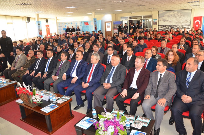 'İstihdam Seferberliği' programı Hakkari'de tanıtıldı 2