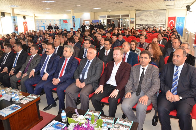 'İstihdam Seferberliği' programı Hakkari'de tanıtıldı 6