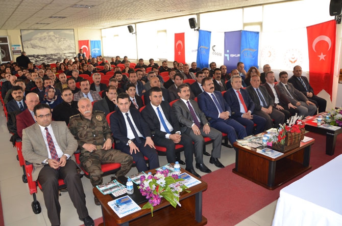 'İstihdam Seferberliği' programı Hakkari'de tanıtıldı 7