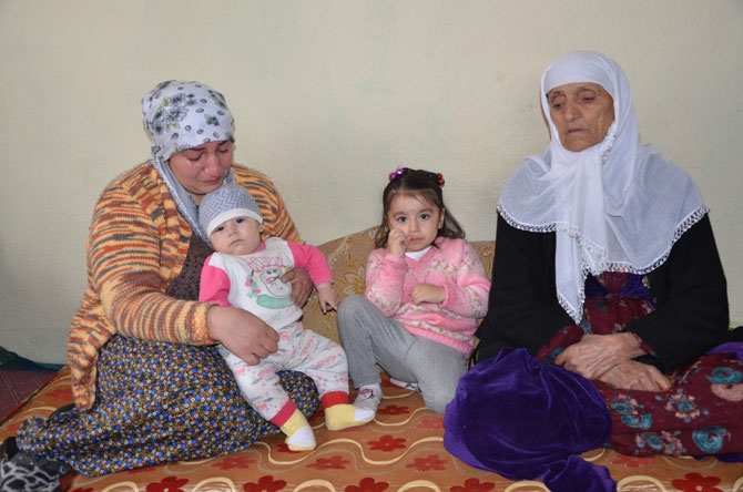 Bu evde yaşıyorlar ekmek bulamıyorlar! 5