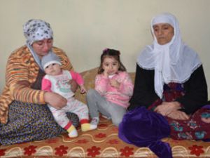 Bu evde yaşıyorlar ekmek bulamıyorlar!