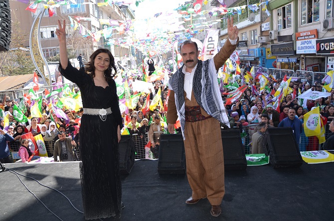 HDP eş genel başkanı Sezai Temelli Hakkari'de konuştu 12