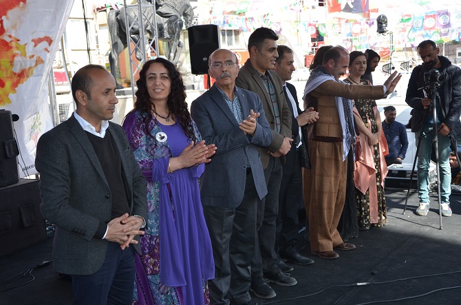 HDP eş genel başkanı Sezai Temelli Hakkari'de konuştu 13