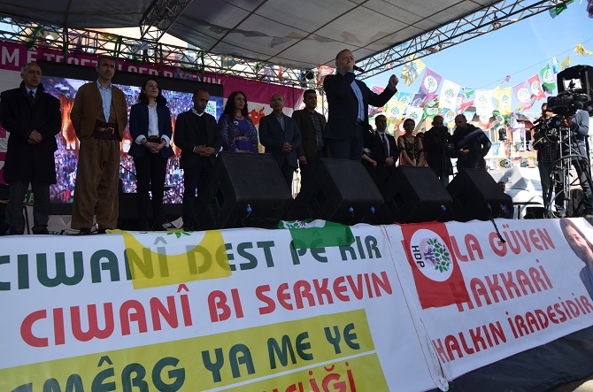 HDP eş genel başkanı Sezai Temelli Hakkari'de konuştu 14