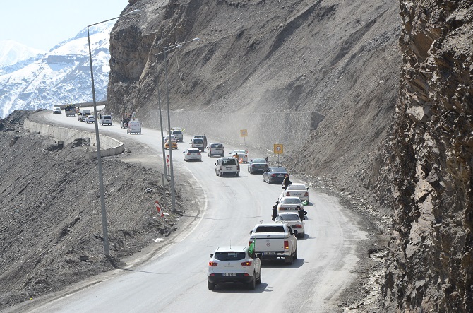 HDP eş genel başkanı Sezai Temelli Hakkari'de konuştu 3