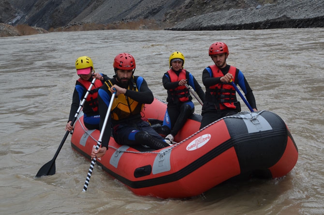 Zap’ta rafting şampiyonasına hazırlanıyorlar! 14
