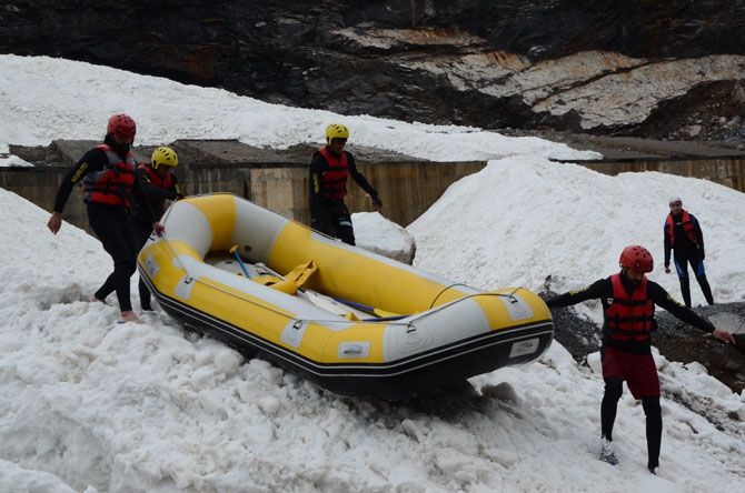 Zap’ta rafting şampiyonasına hazırlanıyorlar! 18