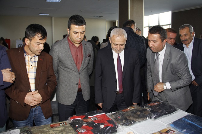 Hakkari'de 205 şehidin emanetleri sergilendi 12